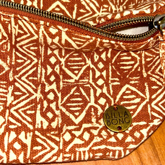 BILLABONG FANNY PACK - Picture 2 of 4